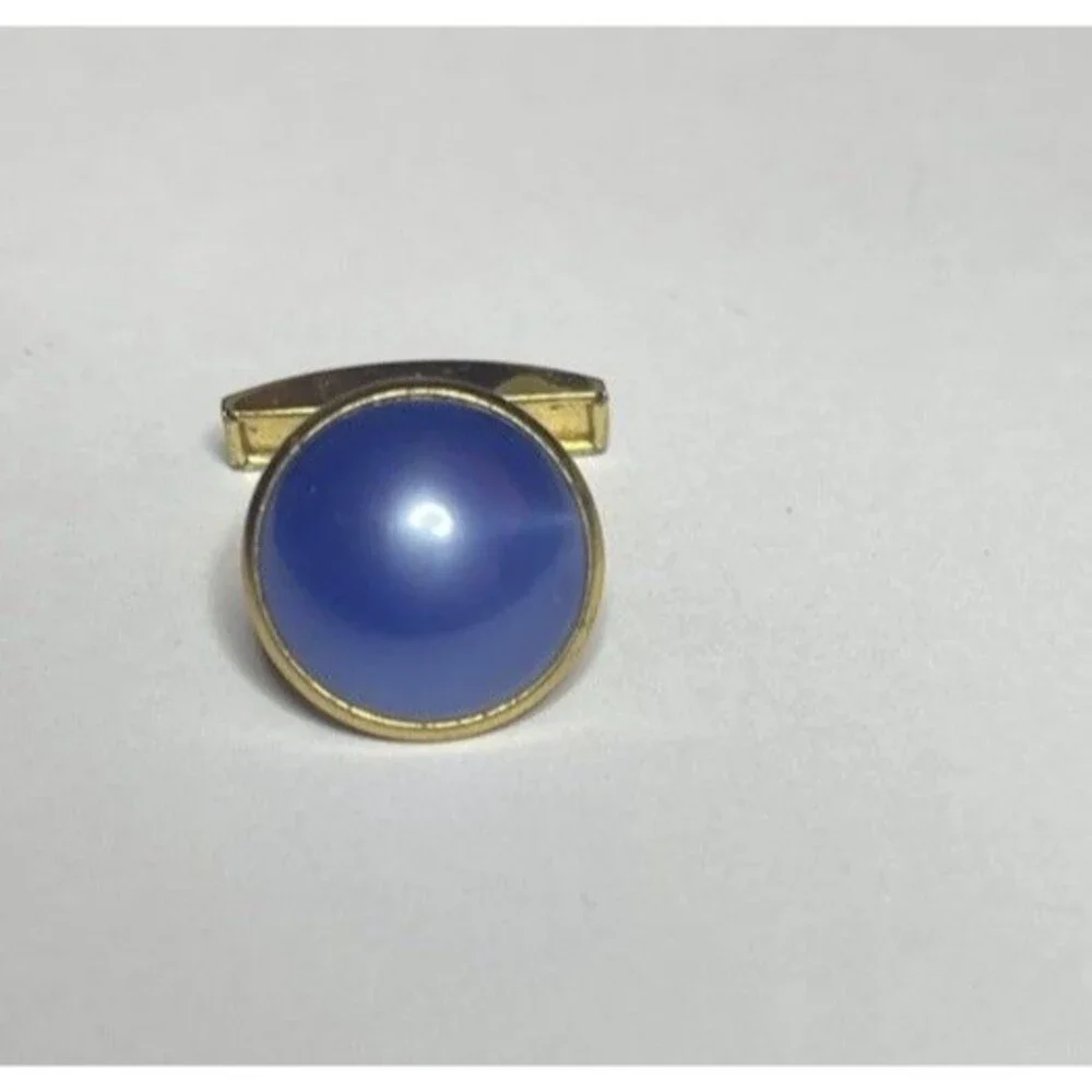 Vintage Blue Moon Glow Cabochon Gold Tone SINGLE